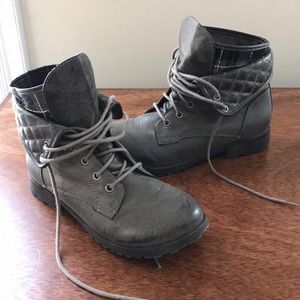 Nine West ankle boot